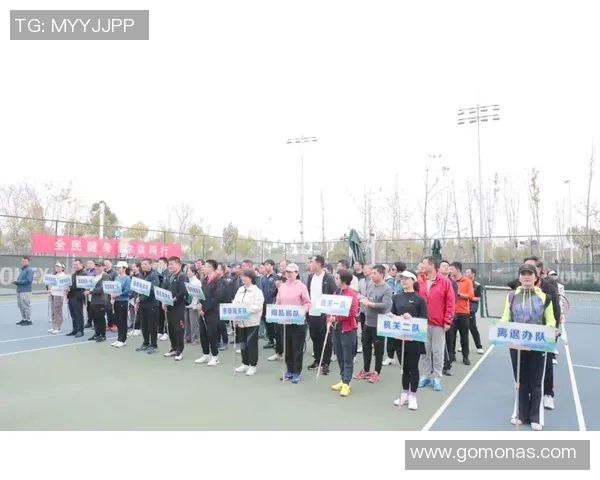 武汉网球队协作之道：提升配合默契助力网球竞技水平