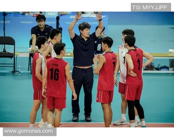 重庆排球队在排球比赛中经验积累创新高展现实力与团队精神